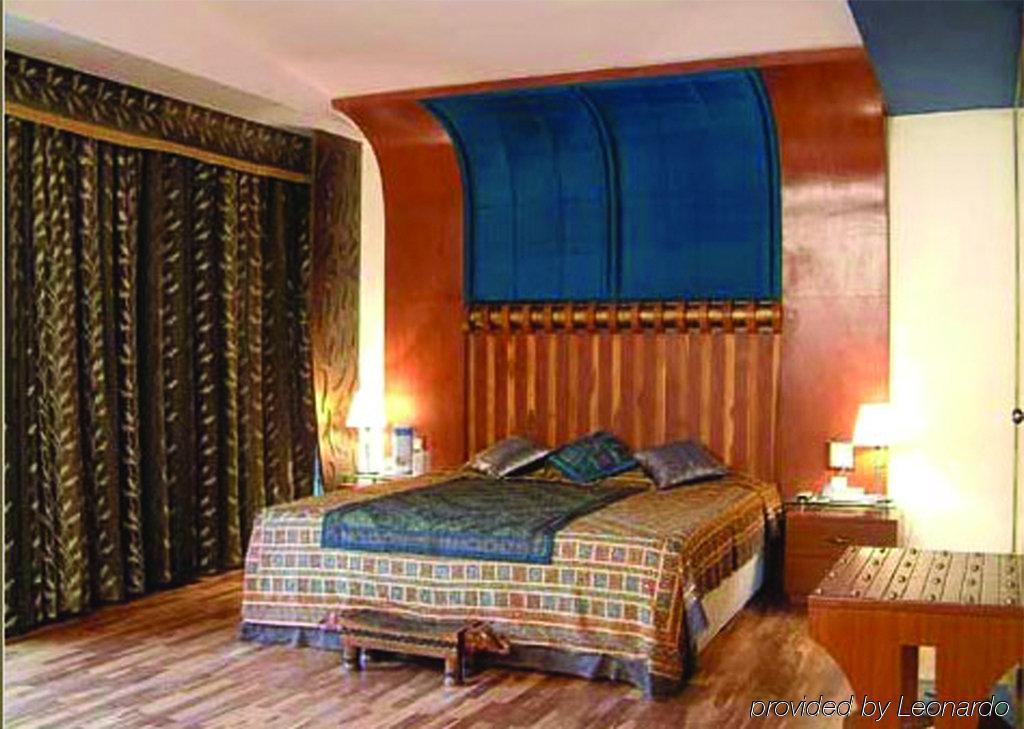 Grand Heritage Narmada Jacksons Jabalpur Esterno foto